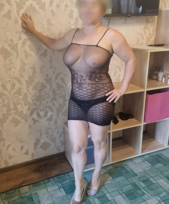 Тамяра, 40